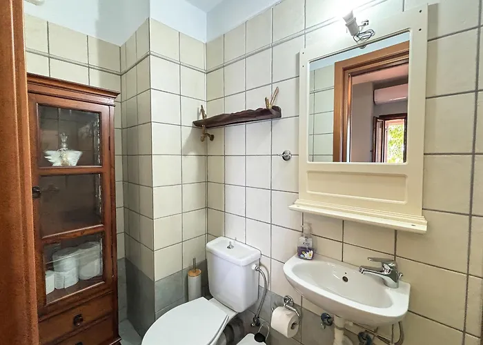 Duchess Eva's Seafront