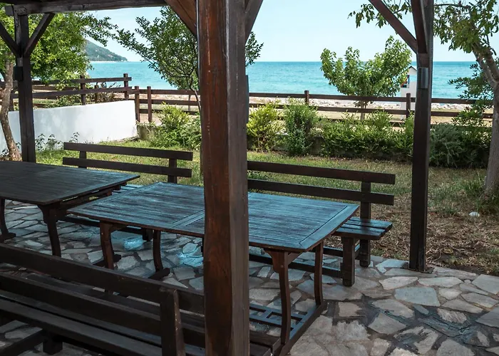 Duchess Eva's Seafront Χορευτό