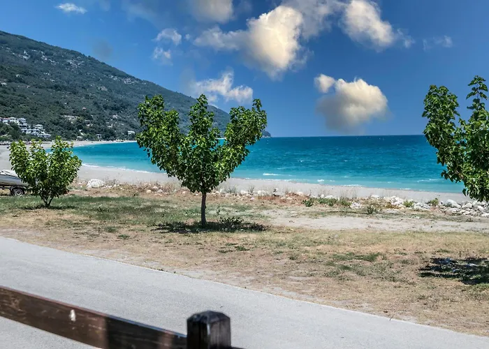 Duchess Eva's Seafront *